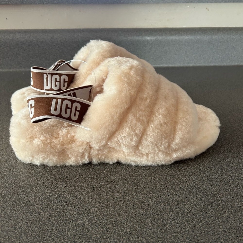 UGG Fluffy Cream Slippers